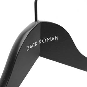 Wieszak drewniany na garnitur - Zack Roman